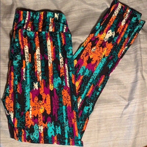 Polychromatic Soft Leggings! - Picture 1 of 2